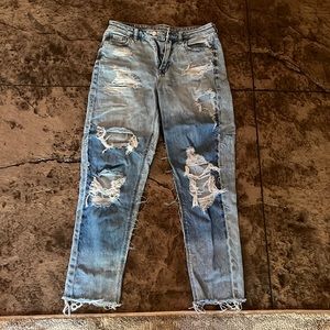 American eagle mom jeans